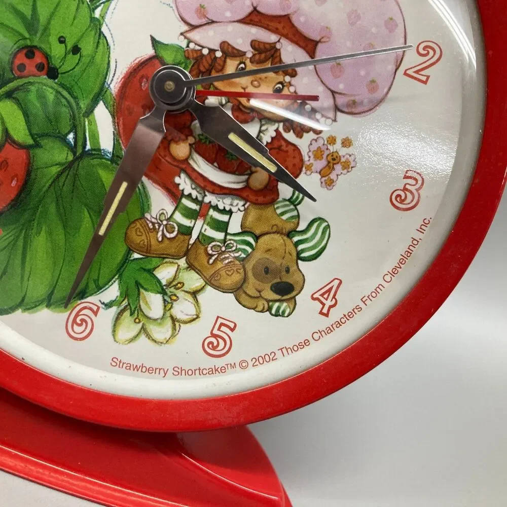 Vintage 2002 Strawberry Shortcake Metal Tabletop Clock  5